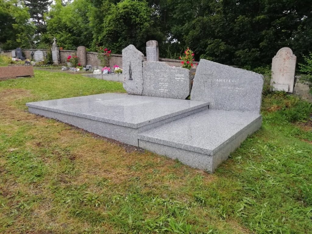 Monument en granit